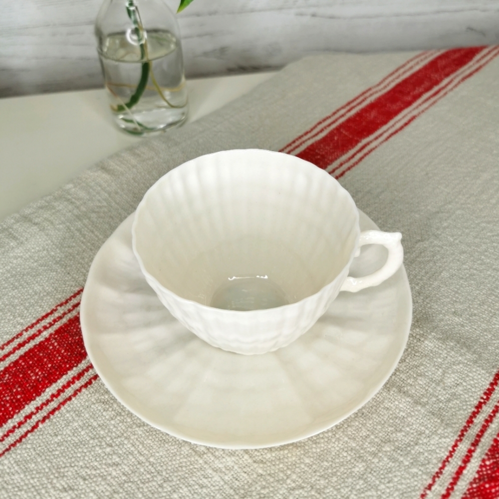 Belleek Vintage Cup & Saucer 4th Mark circa 1946-1955